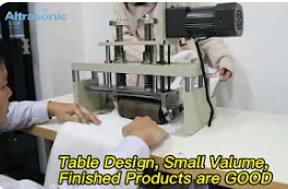 Table Sanitary Pad Cutting Machine