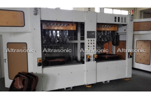 Ultrasonic Riveting Welder