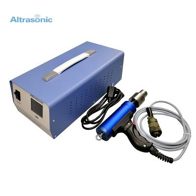 ultrasonic spot welder